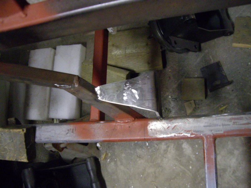 rearlowerfsuspensionbracket01.jpg