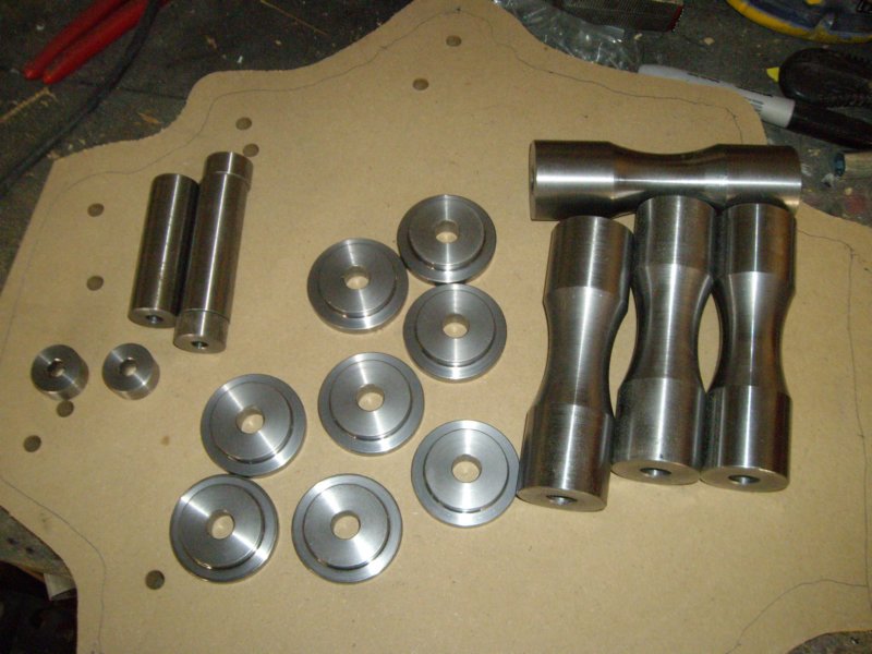 rbearingdoorpivotweldingallignment01.jpg